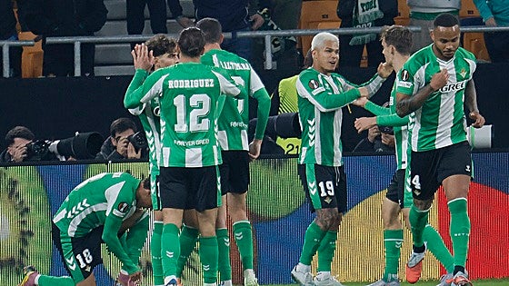 Dónde ver Dinamo Zagreb - Betis: canal de TV y streaming online del partido de la UEFA Europa League 2025-2026