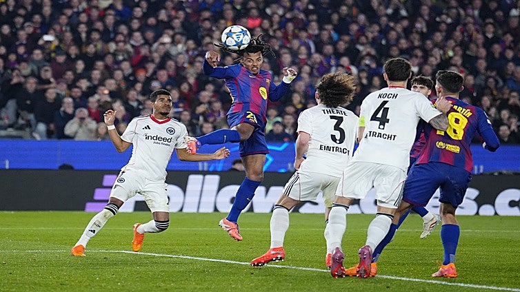 Barcelona - Eintracht, en directo: resultado, ganador y goles del partido de la Champions League hoy