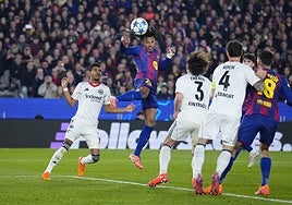 Barcelona - Eintracht, en directo: resultado, ganador y goles del partido de la Champions League hoy