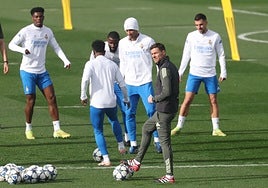 Xabi contra su despido: examen final con siete bajas y Mbappé casi descartado