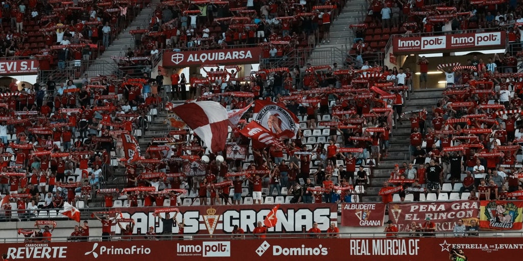 Locura en Murcia por el duelo ante el Betis en la Copa del Rey