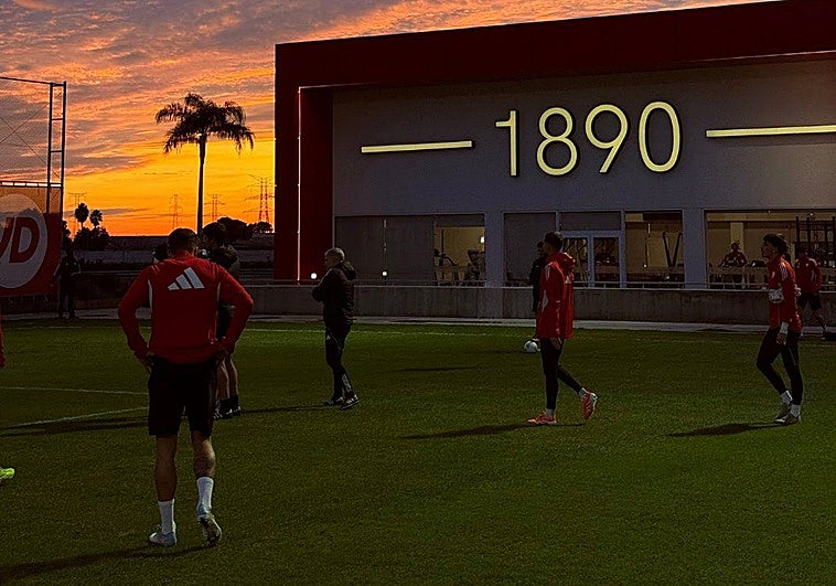 Nyland y Marcao, novedades en el entrenamiento del Sevilla