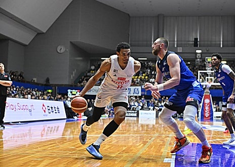 Imagem Secundária 1 - Stills das aventuras japonesas do campeão Sebastian Sais.