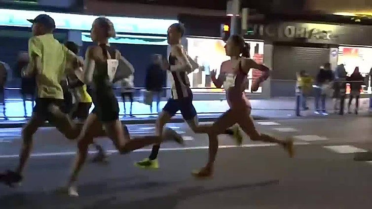 Marta García reina en la San Silvestre Vallecana por segunda vez y eclipsa a Kamworo