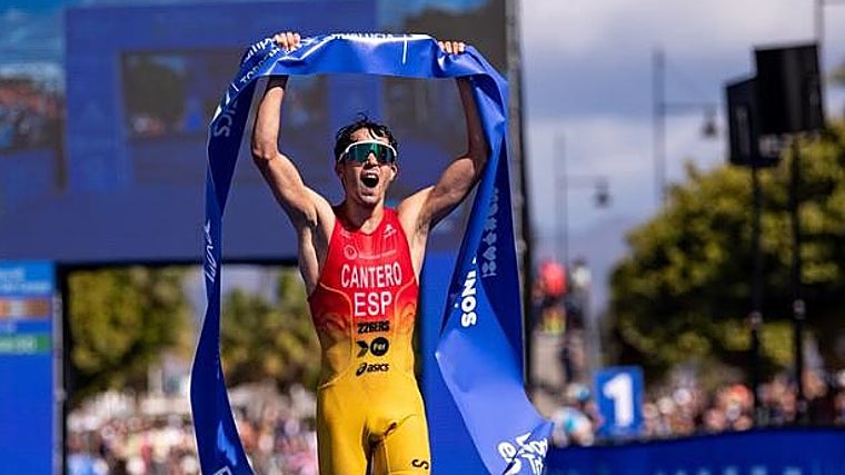 David Cantero comemora sua vitória no teste