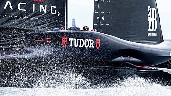 Team Alinghi vuelve de la mano de TUDOR