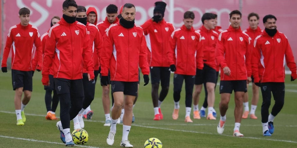 Cinco nuevas ausencias en el entrenamiento del Sevilla FC