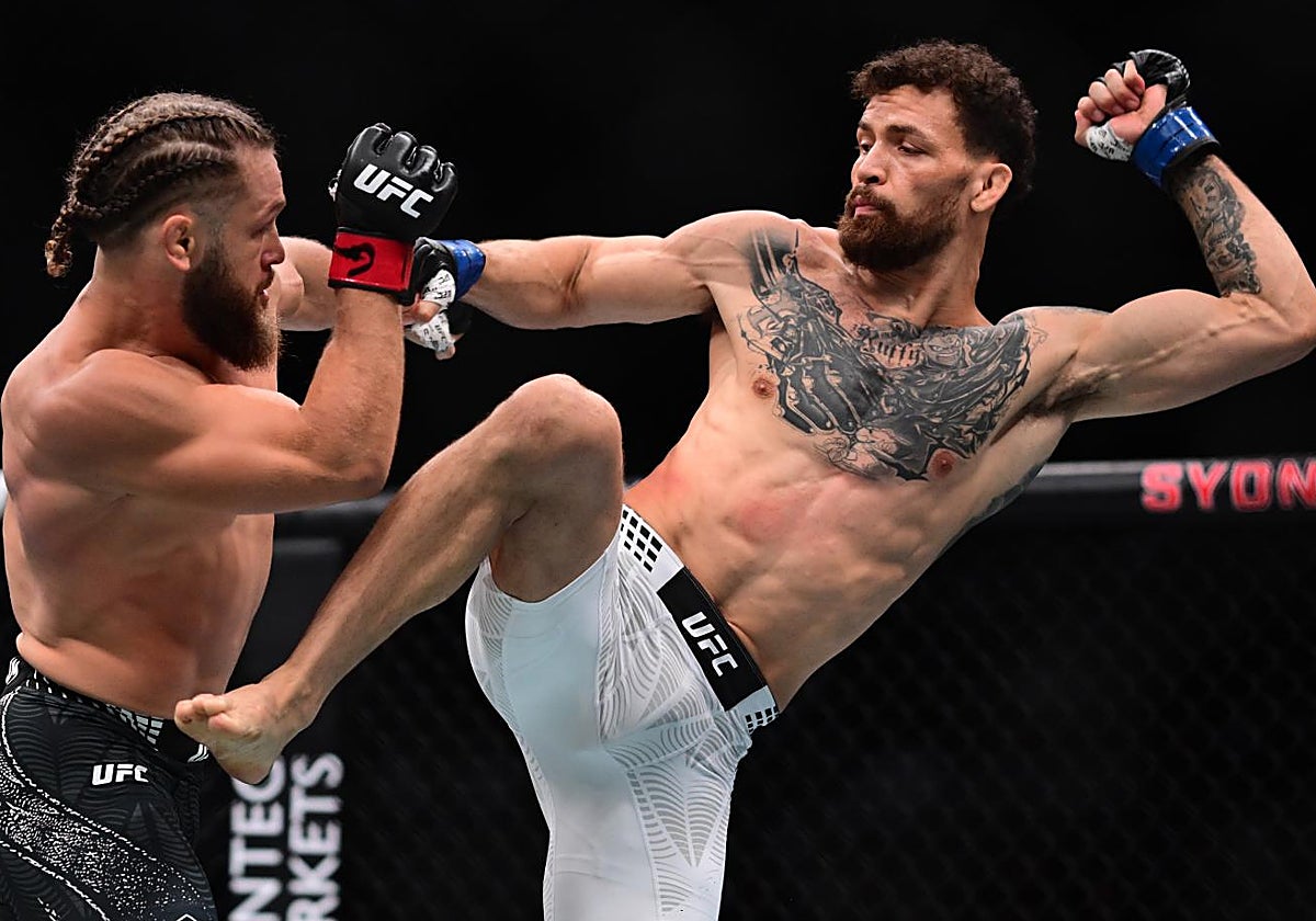 Un nuevo invitado en la 'fiesta' de Conor McGregor: un 'striker' aporta ...