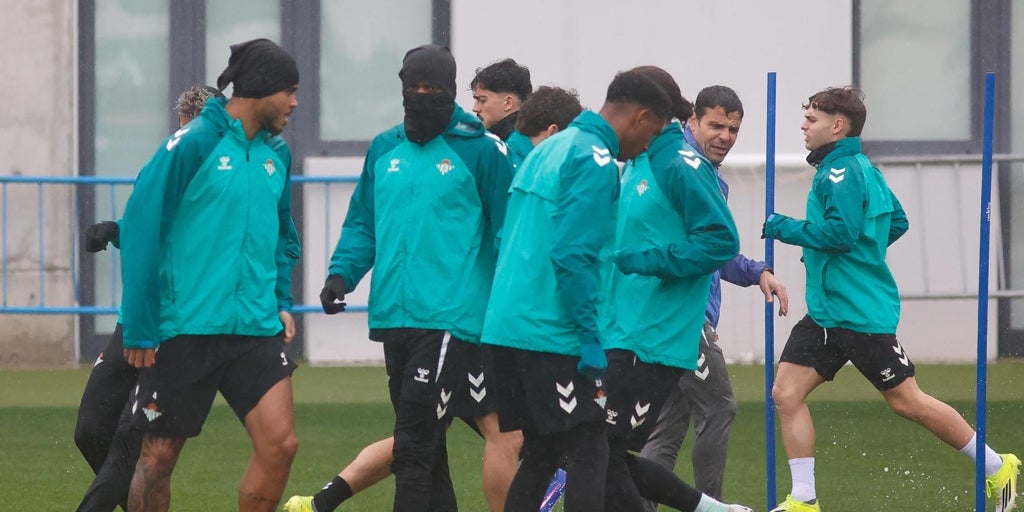 Alineaciones probables del Atlético de Madrid - Betis de LaLiga EA Sports: onces y banquillo de suplentes