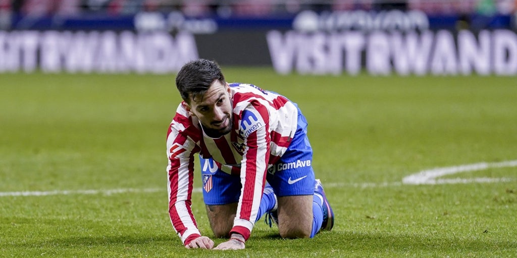 El césped toma la palabra; Lamine y Lookman, el balón