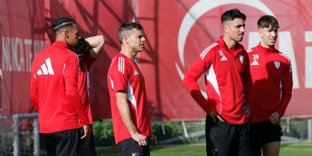 Almeyda prepara el Sevilla - Alavés con dudas en el sistema