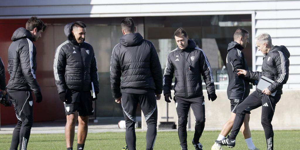 A Almeyda no le preocupan los apercibidos: «Todos están listos para jugar»