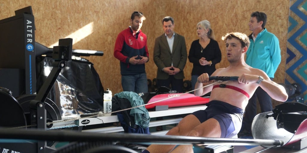 Juanma Moreno inaugura la remodelación del CEAR: «Sevilla tenía una deuda con proyectos abandonados»