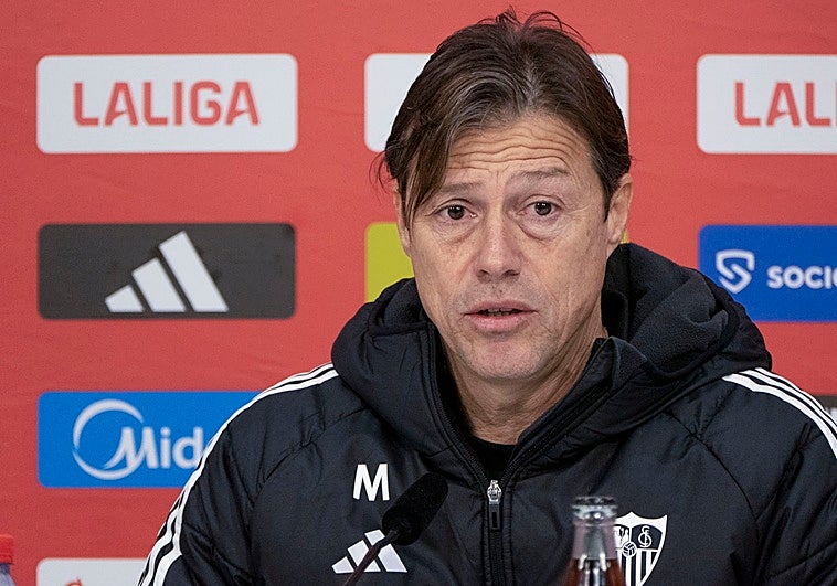 Matías Almeyda,. en una rueda de prensa.
