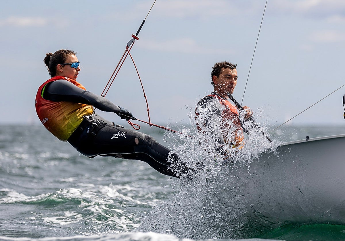 Spanish Sailors Lead at 470 European Championships in Portugal | Sailing News