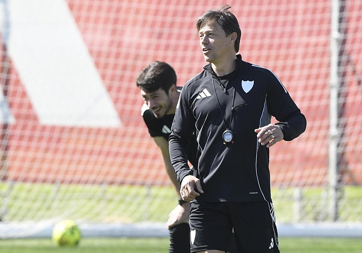 Sevilla FC: Almeyda’s Ban Reduced – But Club Will Appeal Further