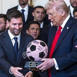 La polémica imagen de Leo Messi con Donald Trump