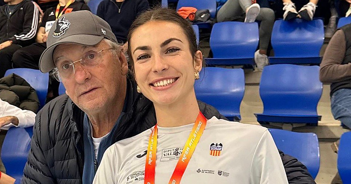 «Cuando sus amigos se toman no sé cuantos cubatas, Blanca bebe sus zumitos»