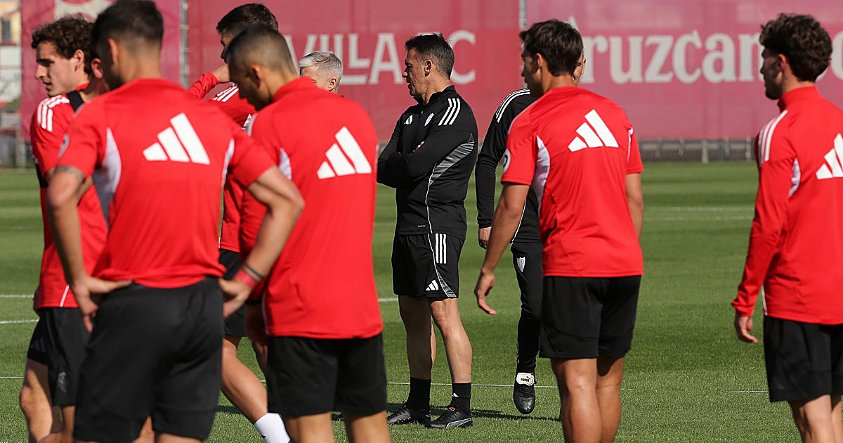 La receta de García Plaza: limpiar las mentes, la unión y recuperar el Sánchez-Pizjuán