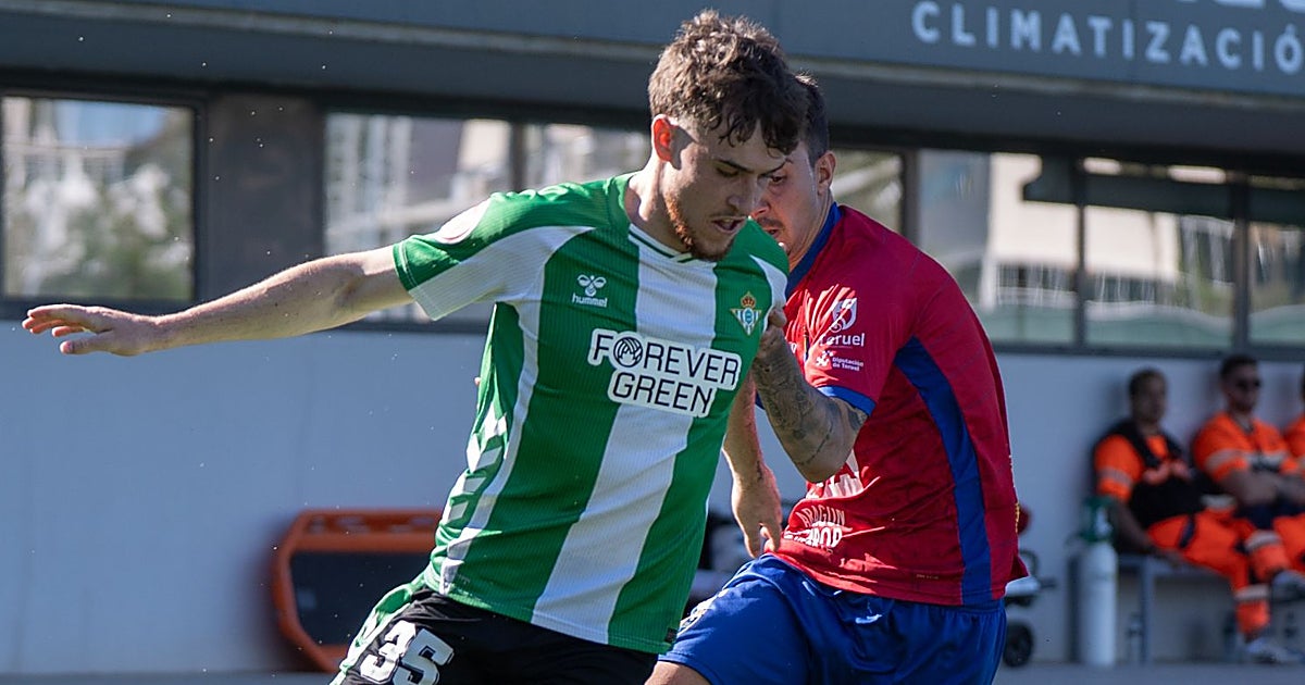 Meritorio empate del Betis Deportivo ante el Teruel en su lucha por la salvación (2-2)