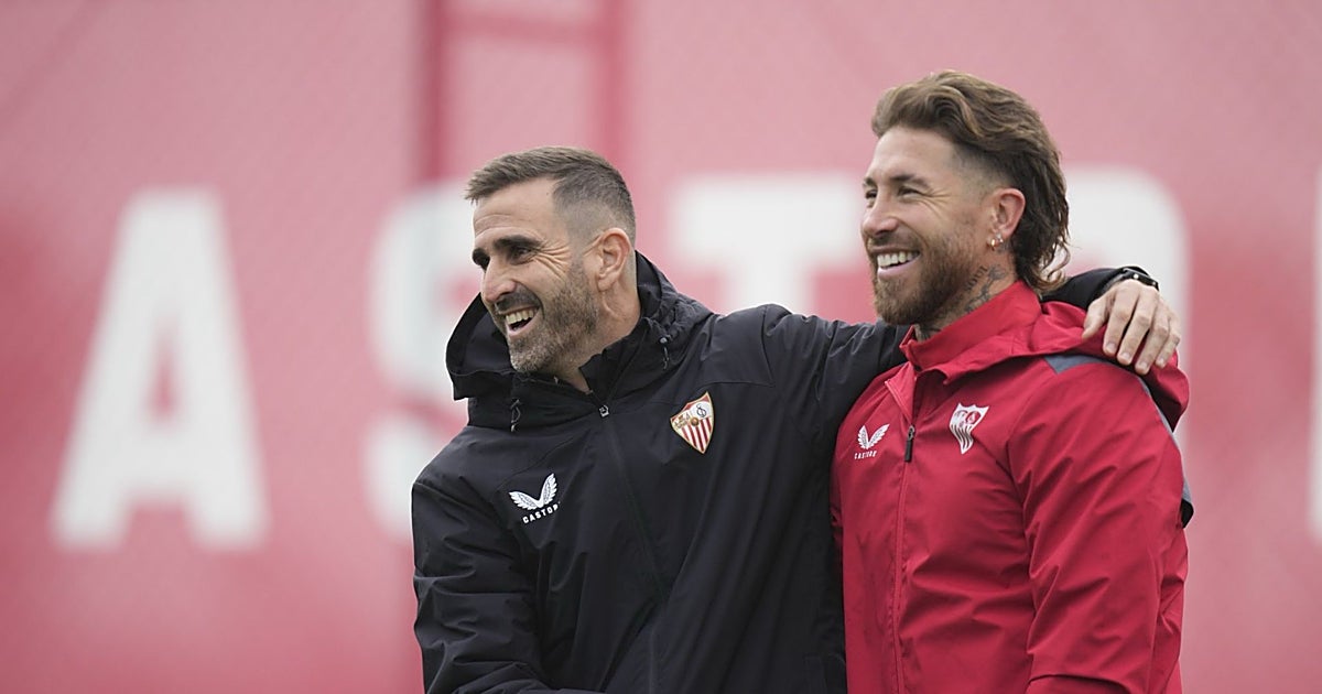 Juan Díaz, tras salir del Sevilla FC: «Allí podría seguir siendo como un funcionario, pero siempre soñé con lograr cosas como primer entrenador»
