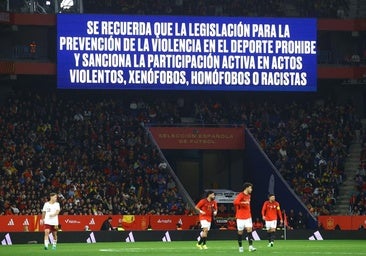 Cornellá se mancha de racismo: «Musulmán el que no bote»