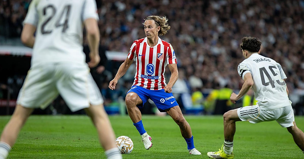 El fútbol no espera a los treintañeros: así se negocia ahora para alargar una carrera