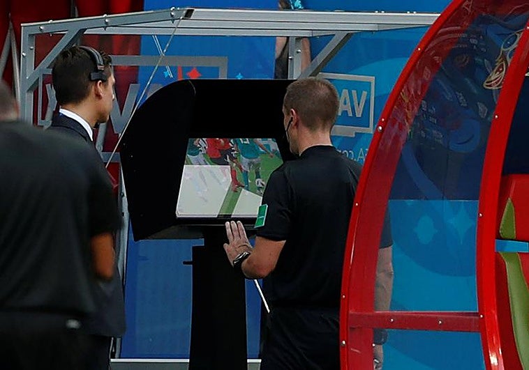 ¿Va a cambiar la FIFA el fuera de juego? Prueba nuevas reglas en Canadá