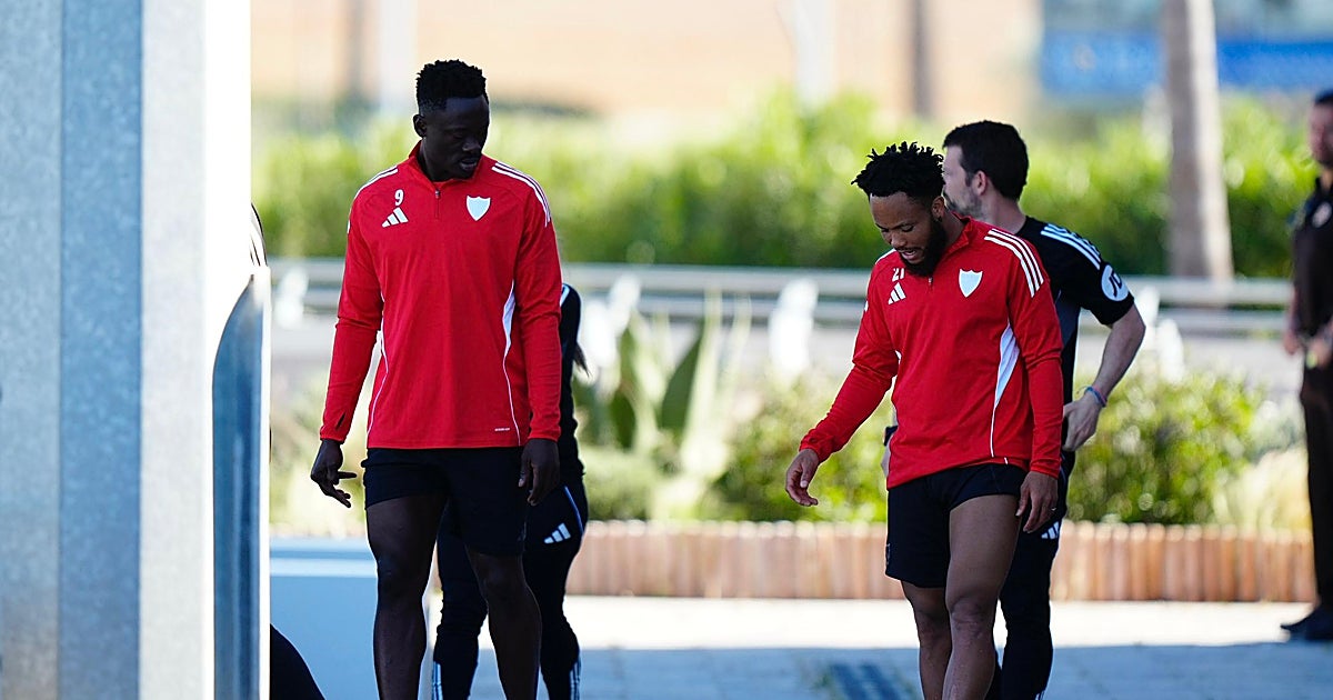 Akor y Ejuke, la conexión nigeriana que destrozó al Oviedo antes de la Copa de África, está de vuelta