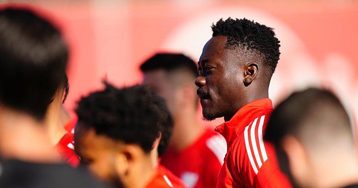 García Plaza examina a los internacionales del Sevilla FC