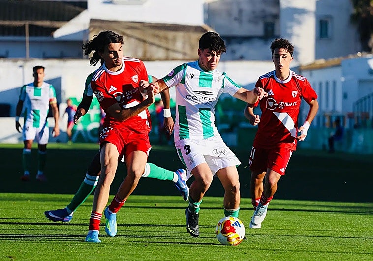 El Sevilla Atlético rasca un puntito en su visita al Sanluqueño (0-0)