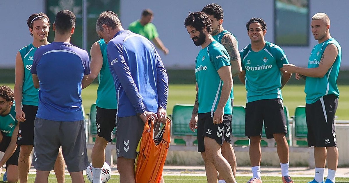 Isco inicia con el grupo el entrenamiento de este lunes