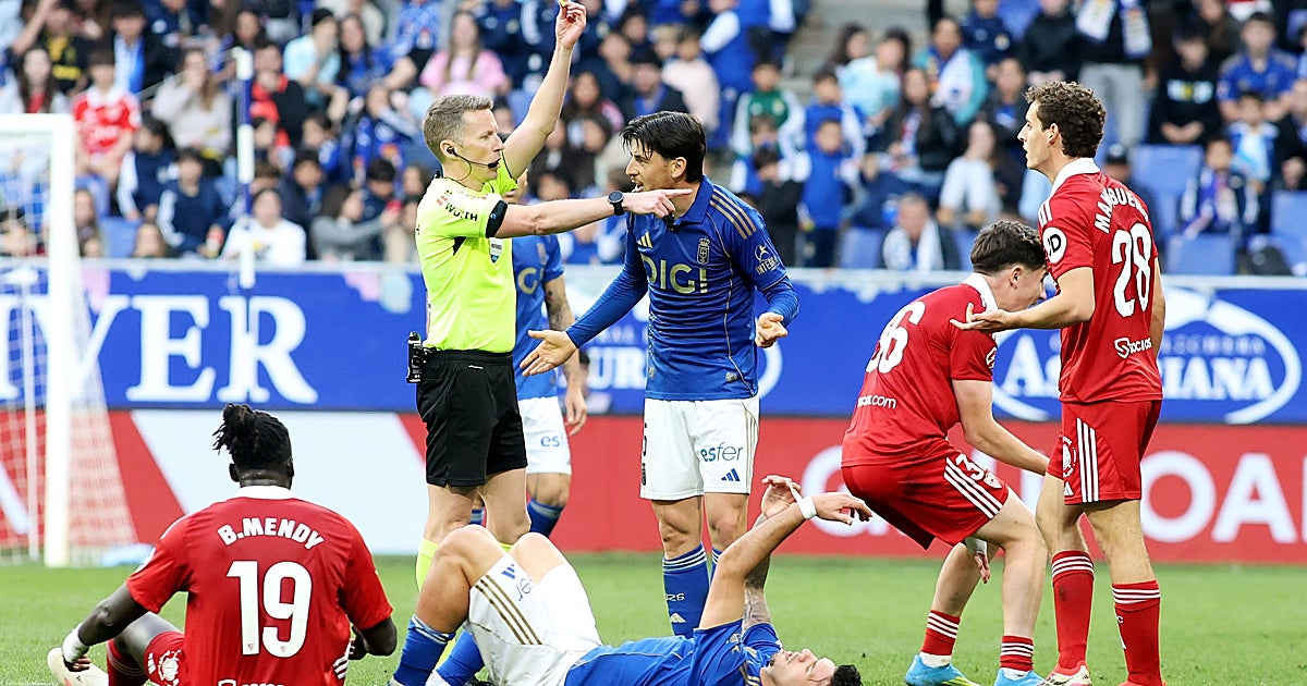 Hernández Hernández y Del Cerro Grande, premiados tras las polémicas del Oviedo - Sevilla: estarán en el Mundial