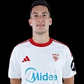 Imagen - Mantuvo la calma cuando el Atlético de Madrid se acercó al área sevillista en el tramo que fue del 1-1 al 2-1. Incluso se incorporó al ataque en los minutos finales