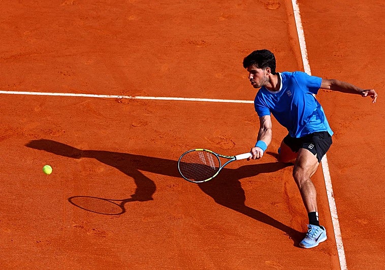 Alcaraz busca mantener el número 1 en la final de Montecarlo ante Sinner