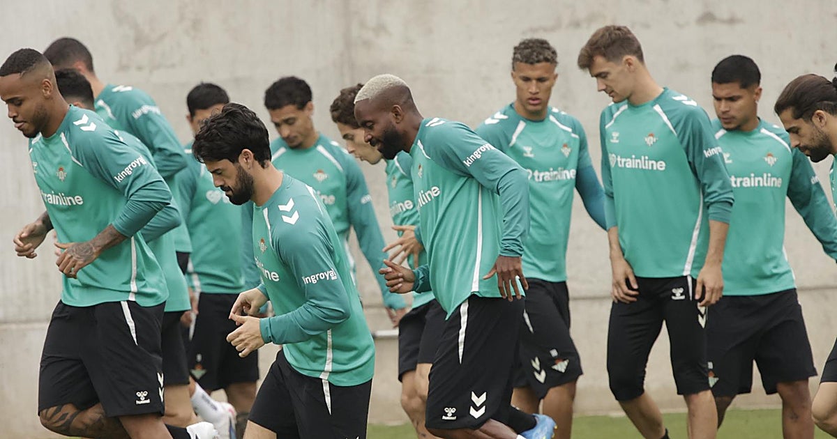 Cedric Bakambu Dropped from Real Betis Squad for Osasuna Clash