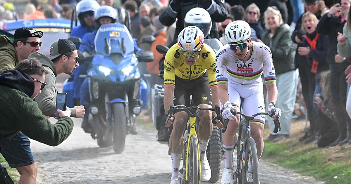 El adoquín encumbra a Van Aert ante Pogacar