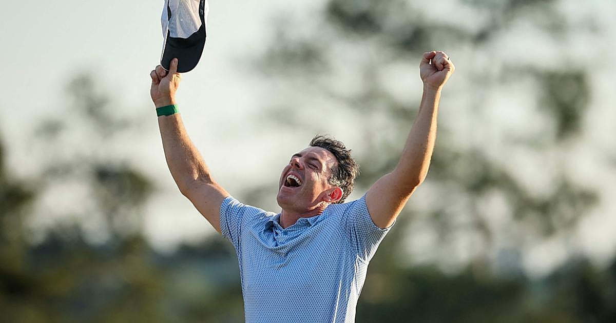 Rory McIlroy gana 'in extremis' su segunda chaqueta verde