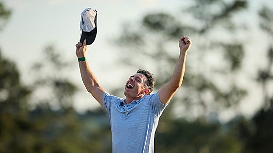 Rory McIlroy gana 'in extremis' su segunda chaqueta verde
