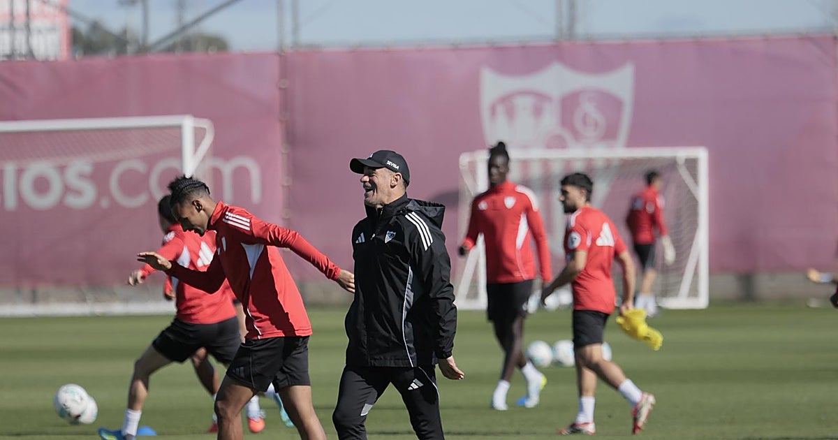 El Sevilla FC vuelve al trabajo con las ausencias de Jordán y Azpilicueta