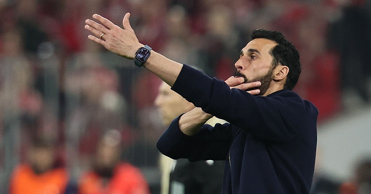 Arbeloa clama contra Vincic: «Se ha cargado la eliminatoria»