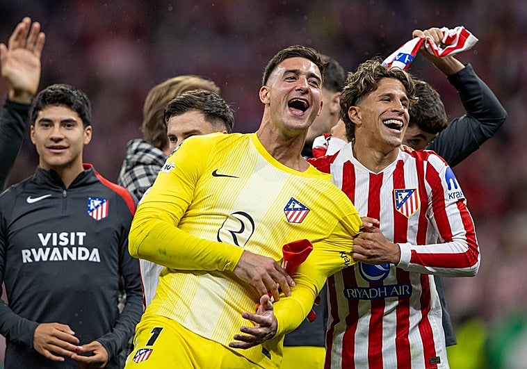 Musso empuja a Oblak al banquillo