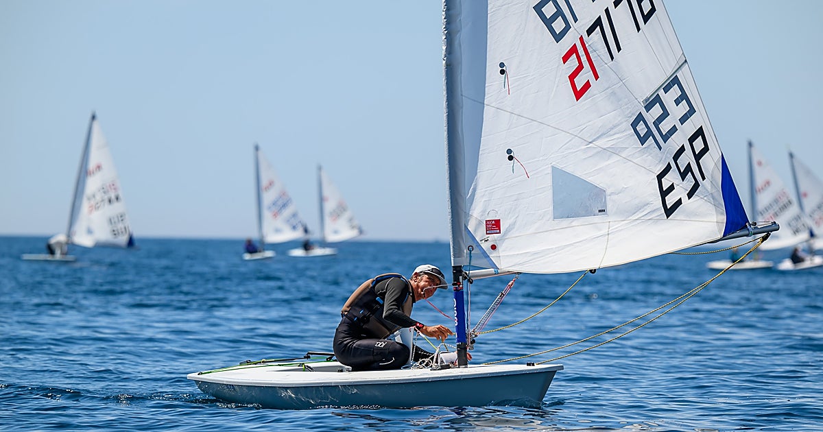 Lutz Hirsch y Carlos Martínez se imponen en la EurILCA Master de Calella