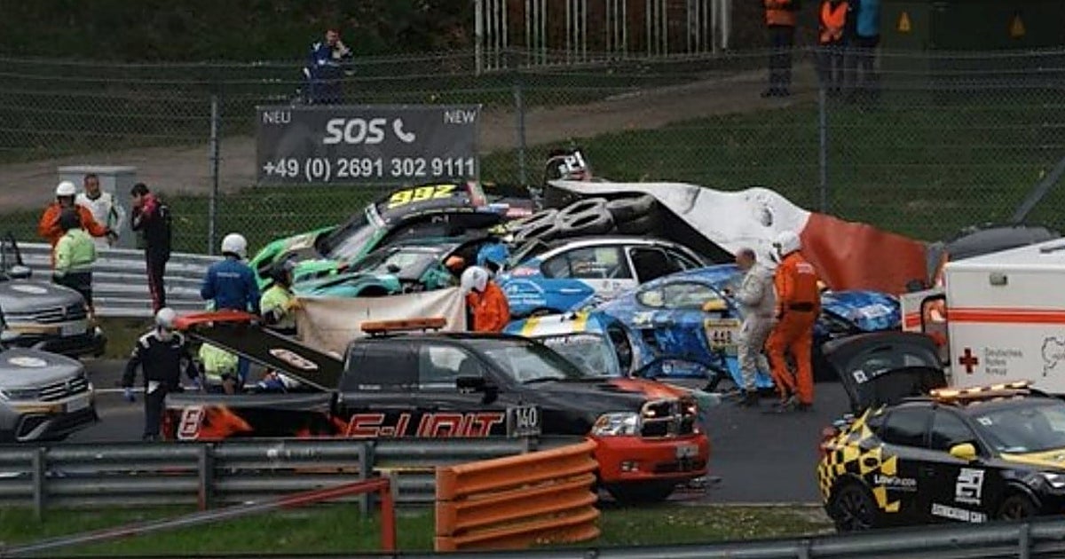 Un muerto y seis heridos durante una carrera en la que participaba Verstappen