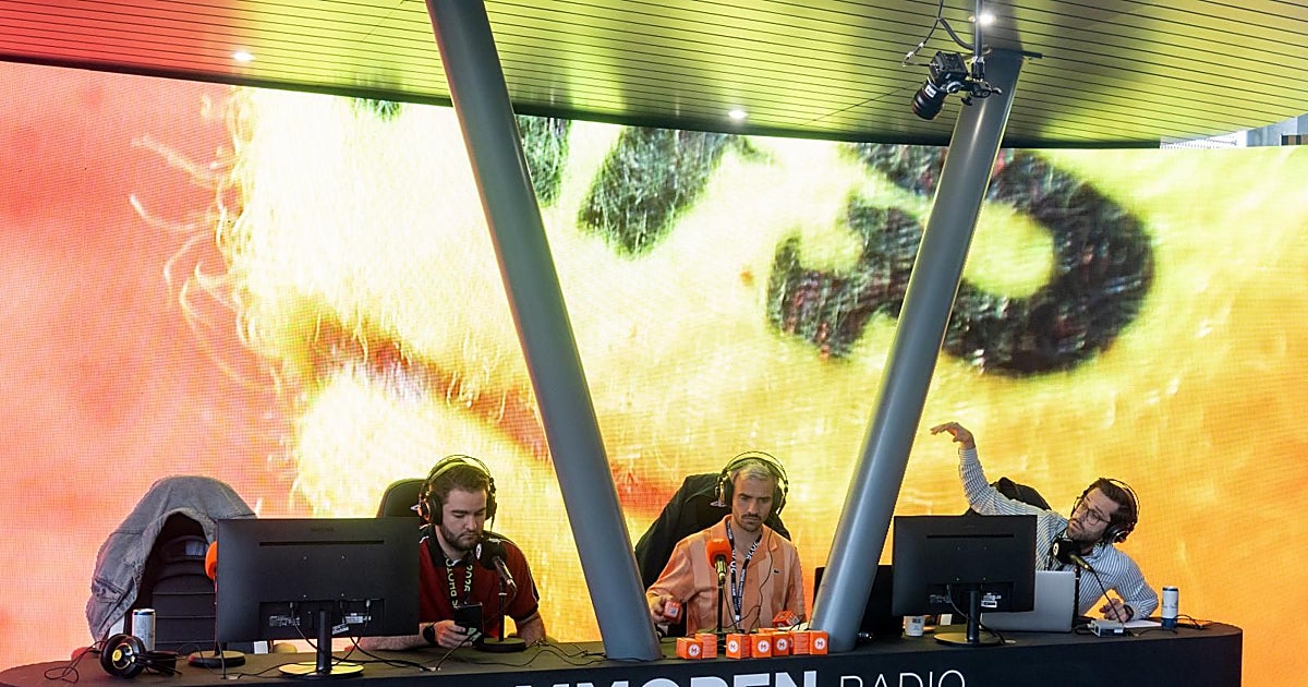 La emoción de vivir el MMO a través de su radio