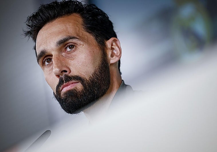 Elogiar a Carvajal humillando a Arbeloa