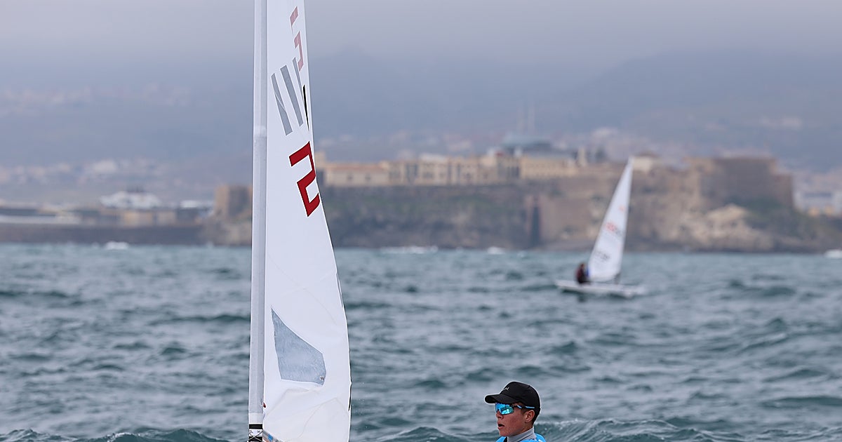 El balear Nikko Palou es el nuevo campeón de España de ILCA 6 en Melilla