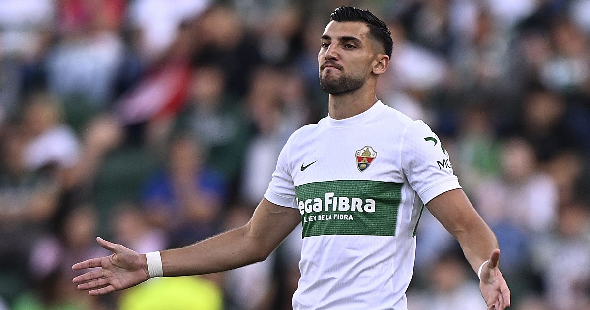 Las condiciones del contrato de Rafa Mir para que pueda abandonar definitivamente el Sevilla FC