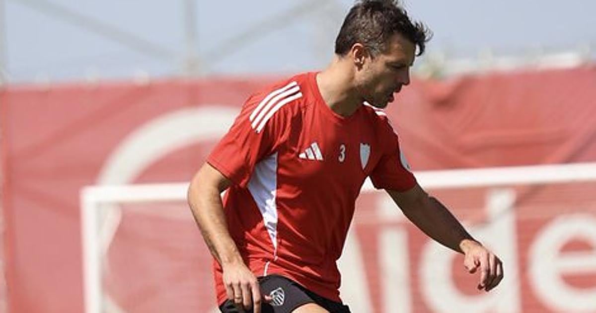 Azpilicueta se apunta para el partido ante la Real Sociedad