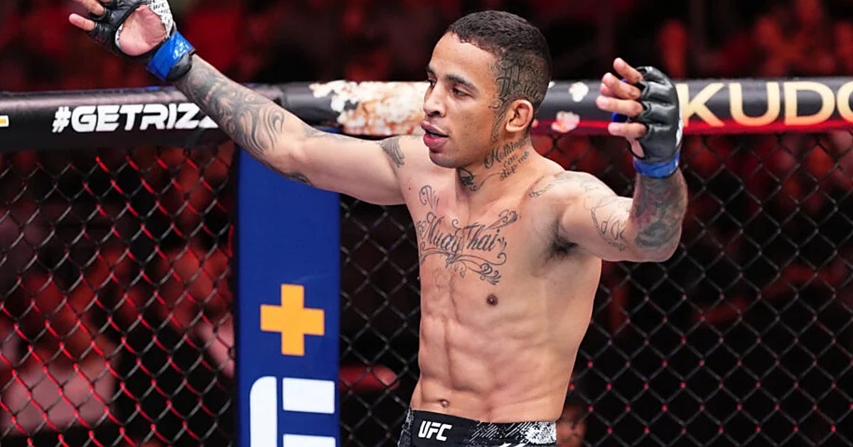 Carlos Prates, el 'fumador' que tiene una de oportunidad de oro en la UFC: «Una victoria me acerca al título»